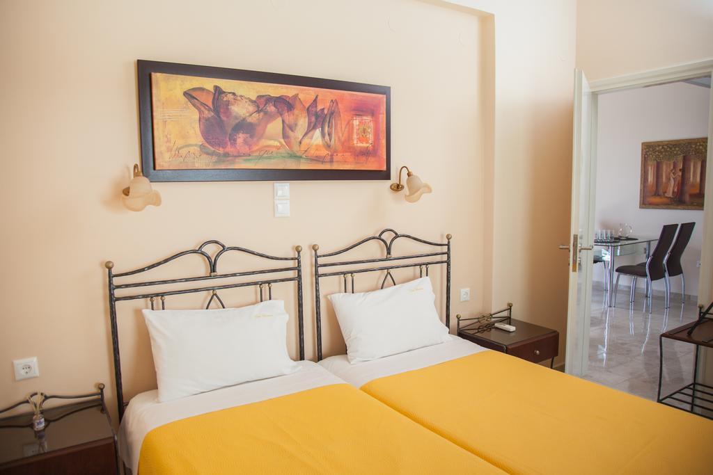 Brentanos Apartments - A - View Of Paradise Gastouri  Eksteriør bilde